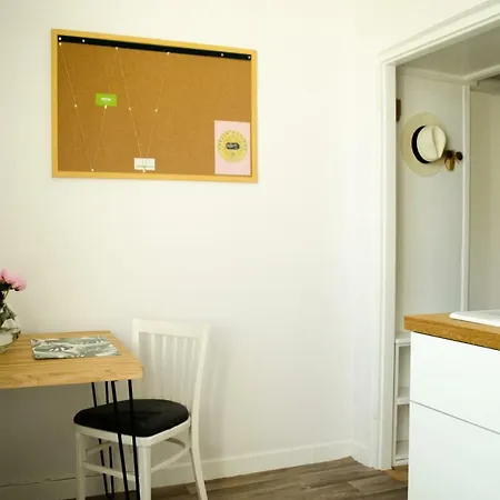 Apartment Slow Life Next To Metro Station Warsaw
